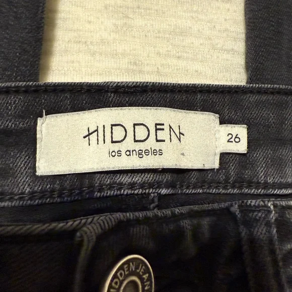 Black Hidden Brand Cargo Pants from Buckle - Picture 2 of 8